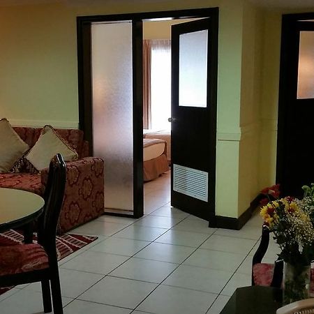 الشقق الفندقية دبيفي  Deebaj Al Khabisi Plaza المظهر الخارجي الصورة